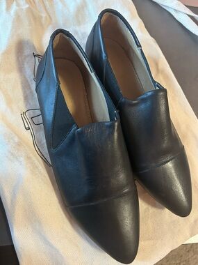 Poppy Barley Black Pointed Leather Slip-On Flats